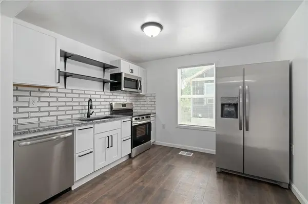 2909 Topping AVE, Kansas City, MO 64129