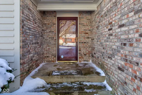 6361 Crystal Springs DR, Avon, IN 46123