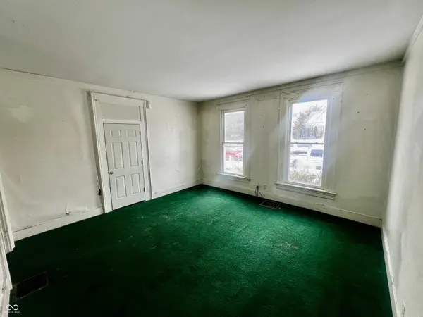 1125 Laurel ST, Indianapolis, IN 46203