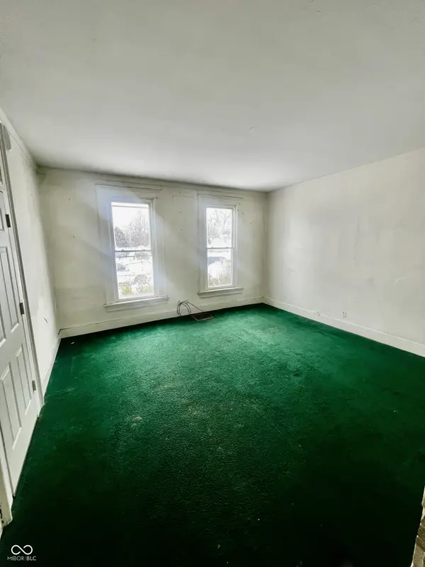 1125 Laurel ST, Indianapolis, IN 46203