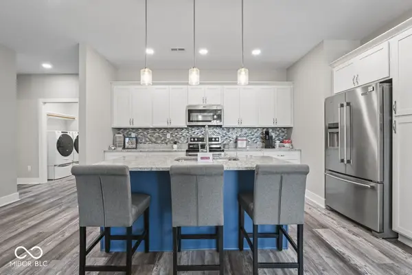 310 Blue River DR, Knightstown, IN 46148