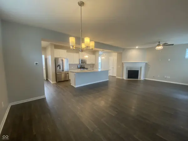 17389 Dallington ST, Westfield, IN 46074