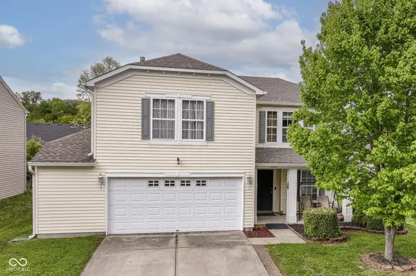 2992 Sentiment LN, Greenwood, IN 46143
