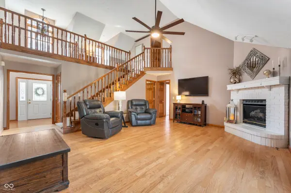 5446 W Whittier DR, Knightstown, IN 46148