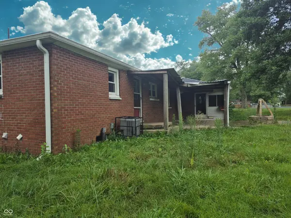 113 E Cemetery RD, Fillmore, IN 46128