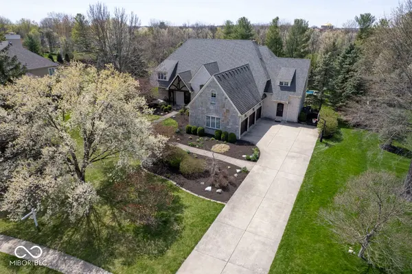 10628 Walnut Creek DR W, Carmel, IN 46032