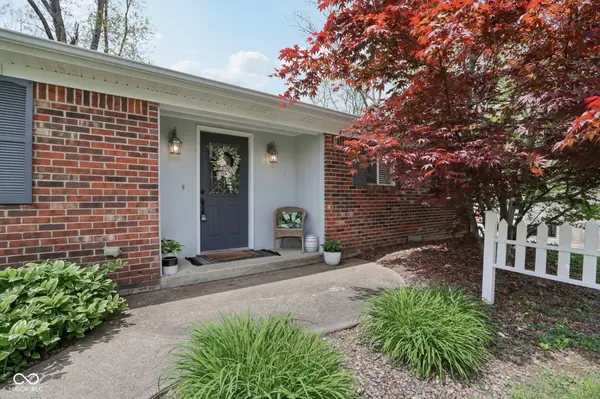 412 Wells DR, Nashville, IN 47448