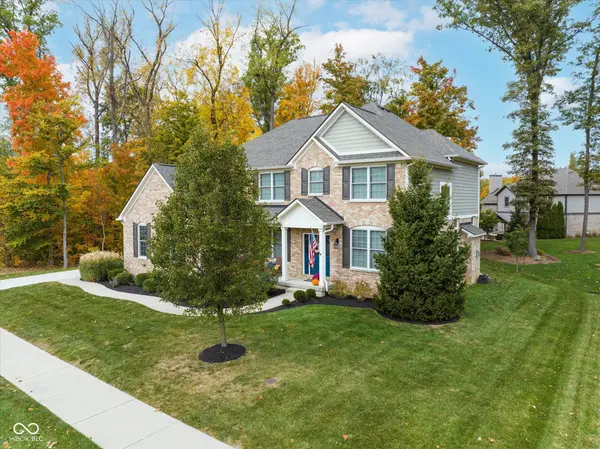 6532 W Silverthorne DR, Mccordsville, IN 46055