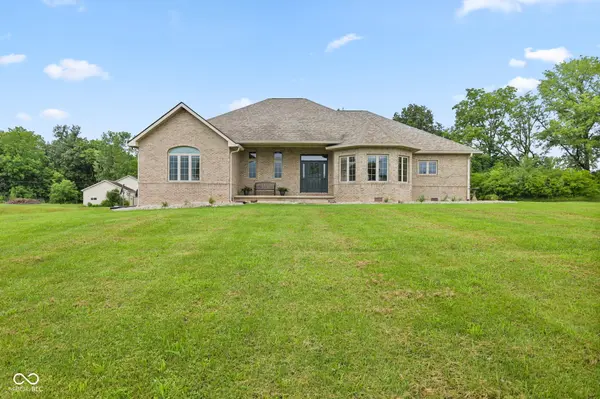 6091 W Hellis DR, Muncie, IN 47304