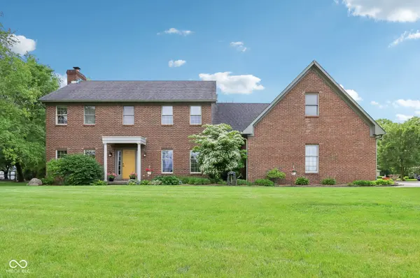 1121 N Cambridge CT, Greenfield, IN 46140