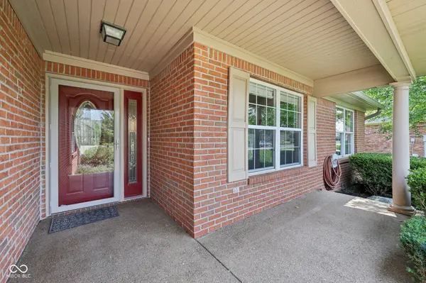 3571 S Cedar Creek LN, New Palestine, IN 46163