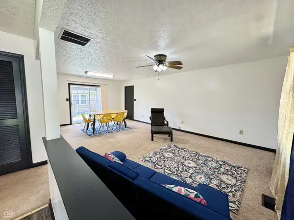 100 Justin DR, Mooresville, IN 46158