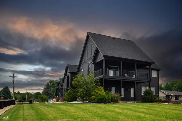 3306 Mullinix RD, Greenwood, IN 46143