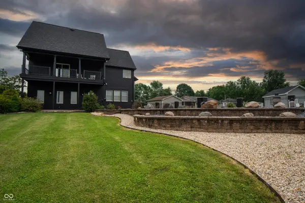 3306 Mullinix RD, Greenwood, IN 46143