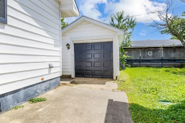 317 W 24th ST, Connersville, IN 47331