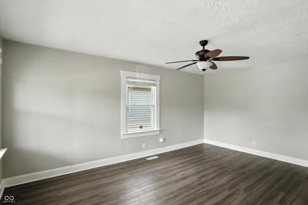 363 N 19th AVE, Beech Grove, IN 46107