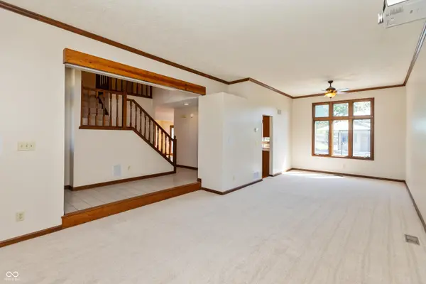 6926 Princess LN, Avon, IN 46123