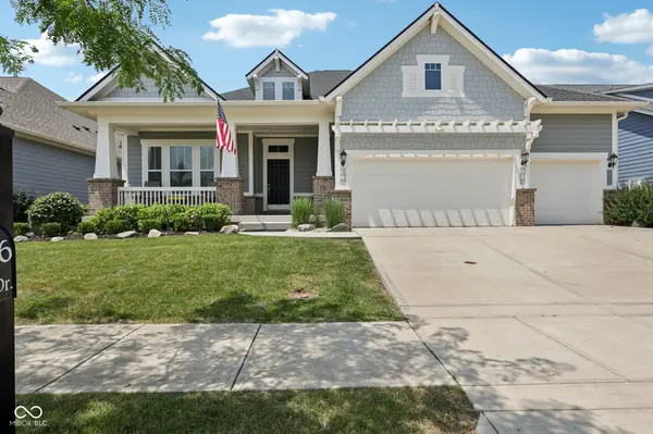 13696 Woodside Hollow DR, Carmel, IN 46032