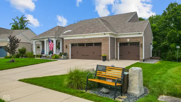 9538 Summer Hollow DR, Fishers, IN 46037