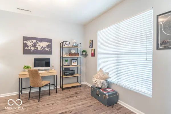 5273 Calabasas DR, Plainfield, IN 46168