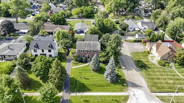 2501 Kessler Blvd E DR, Indianapolis, IN 46220