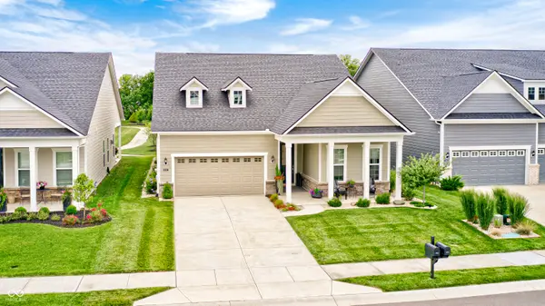 10548 Iron Pointe DR, Fishers, IN 46037