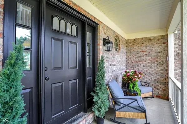 7589 Fox Tail CIR, Avon, IN 46123