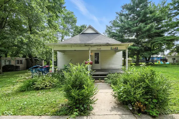 307 N Blake ST, Sheridan, IN 46069