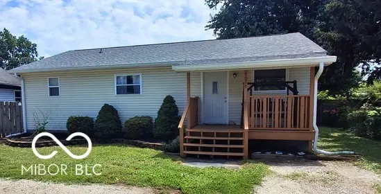 1059 E York ST, Martinsville, IN 46151