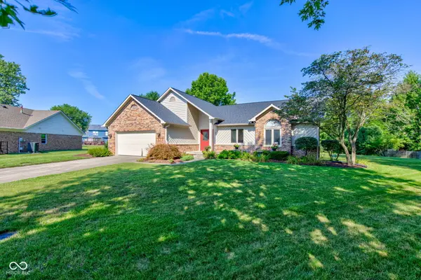 7732 Geist Estates DR, Indianapolis, IN 46236