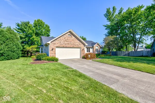7732 Geist Estates DR, Indianapolis, IN 46236