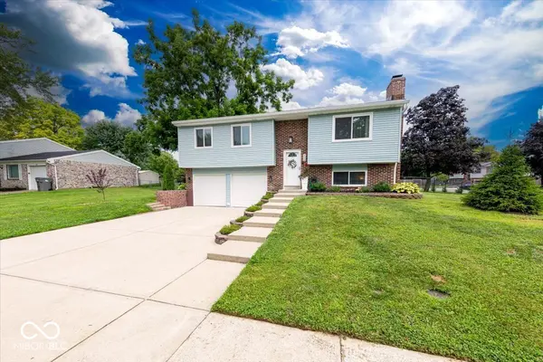4020 Mistletoe DR, Indianapolis, IN 46237