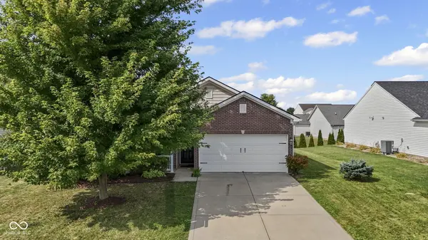 3504 Limesprings LN, Whitestown, IN 46075