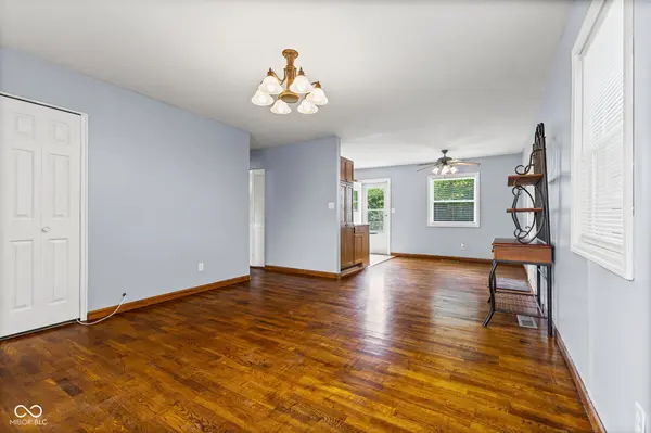 1231 Windermire ST, Indianapolis, IN 46227