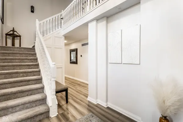 8475 Bluefin CIR, Indianapolis, IN 46236