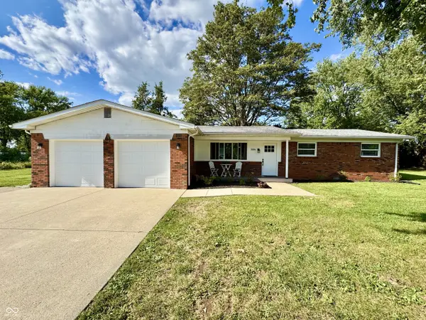 3886 E Carol CT, Columbus, IN 47203