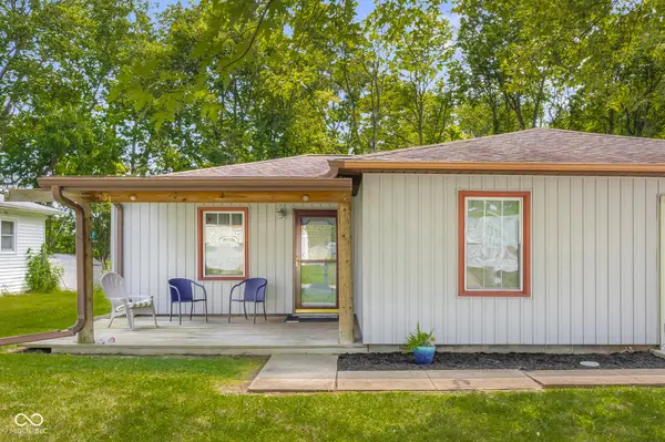 131 Brookside DR, Hope, IN 47246