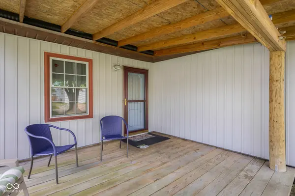 131 Brookside DR, Hope, IN 47246