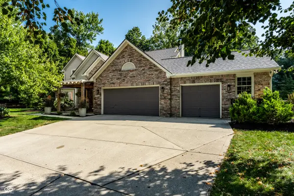 13656 Acadia PL, Fishers, IN 46038