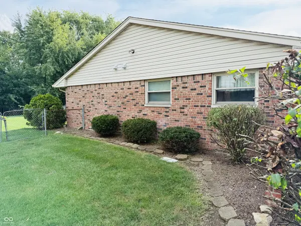 8107 Camellia LN, Indianapolis, IN 46219