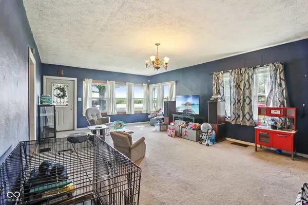 3986 N State Road 9, Greenfield, IN 46140