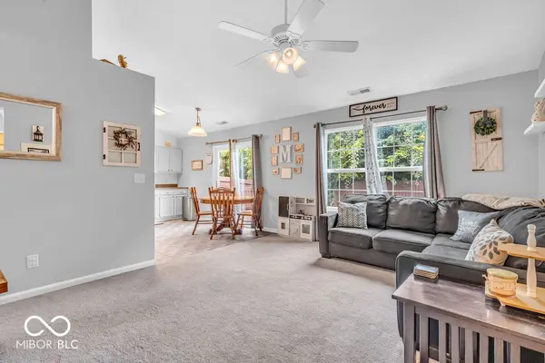 3 Ashwood CIR, Brownsburg, IN 46112