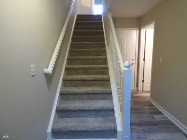 11912 Kelso DR #3, Zionsville, IN 46077
