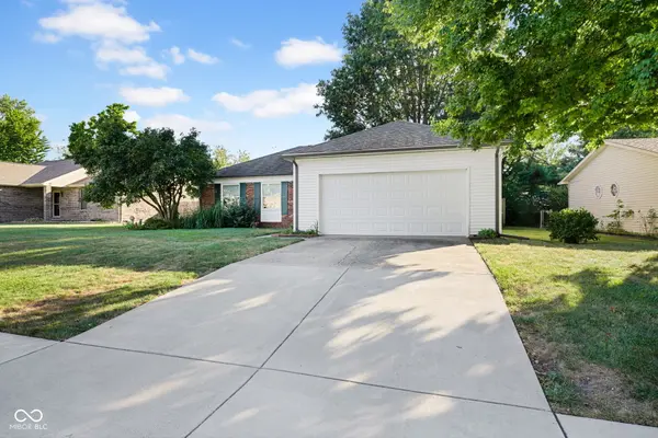 826 Phillips LN, Seymour, IN 47274