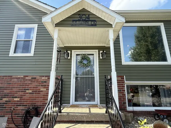 304 Juliann DR, Seymour, IN 47274