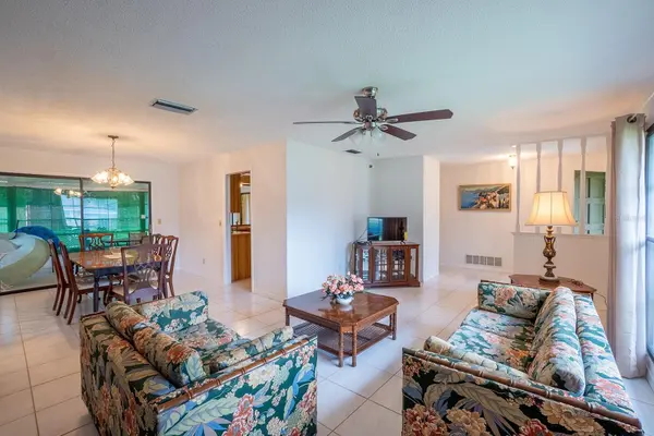 58 BLACK BEAR LN, Palm Coast, FL 32137