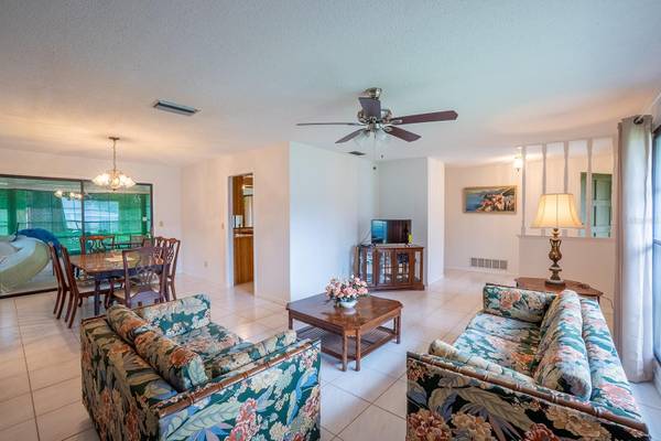 58 BLACK BEAR LN, Palm Coast, FL 32137