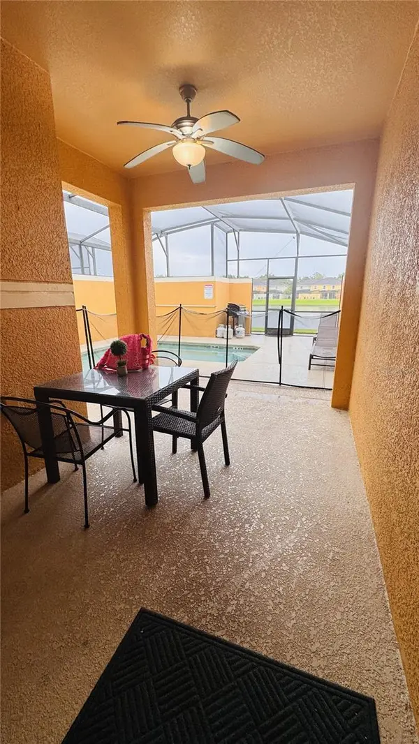 3037 BEACH PALM AVE, Kissimmee, FL 34747
