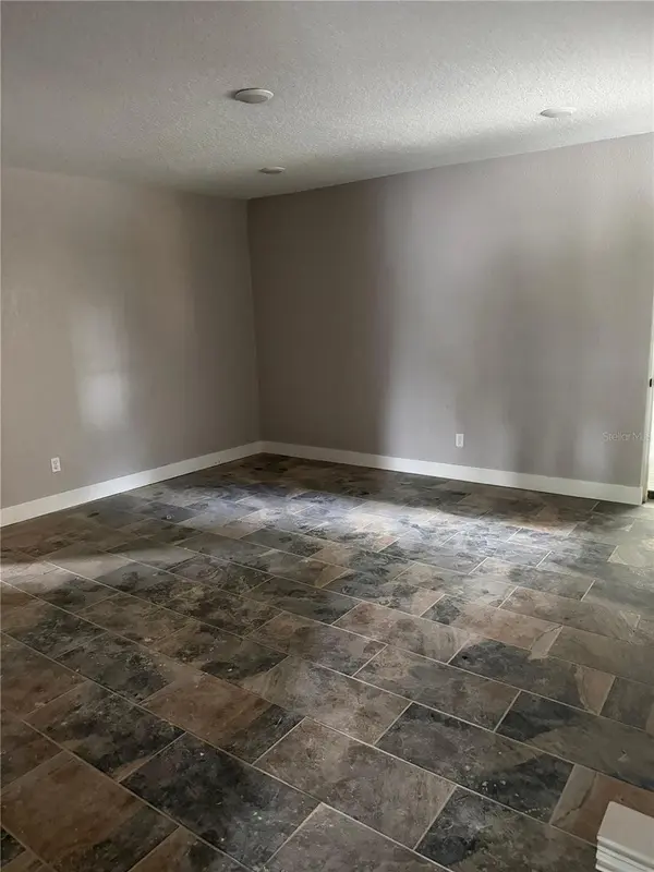 1150 LEWIS DR, Daytona Beach, FL 32117