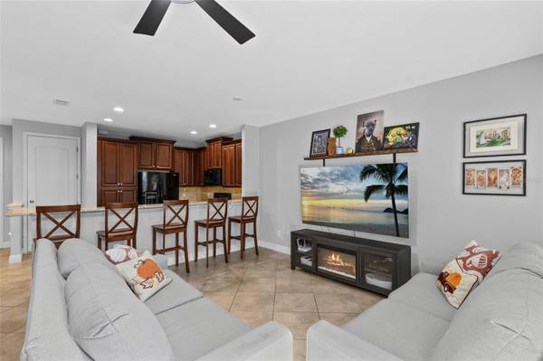 8442 KELSALL DR, Orlando, FL 32832